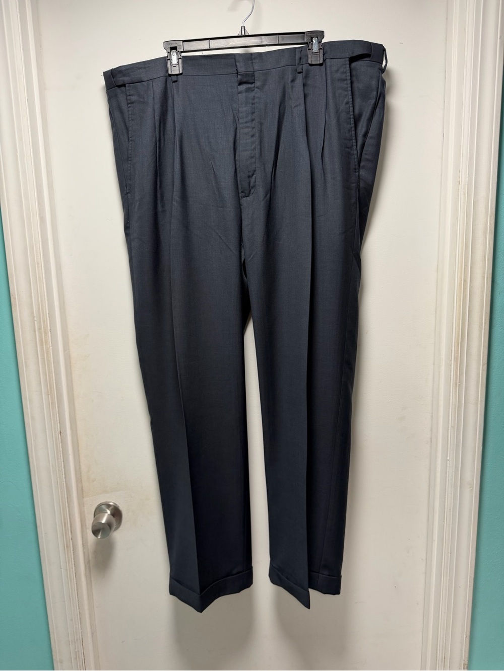 Haggar Men's Dark Charcoal  Dress Pants